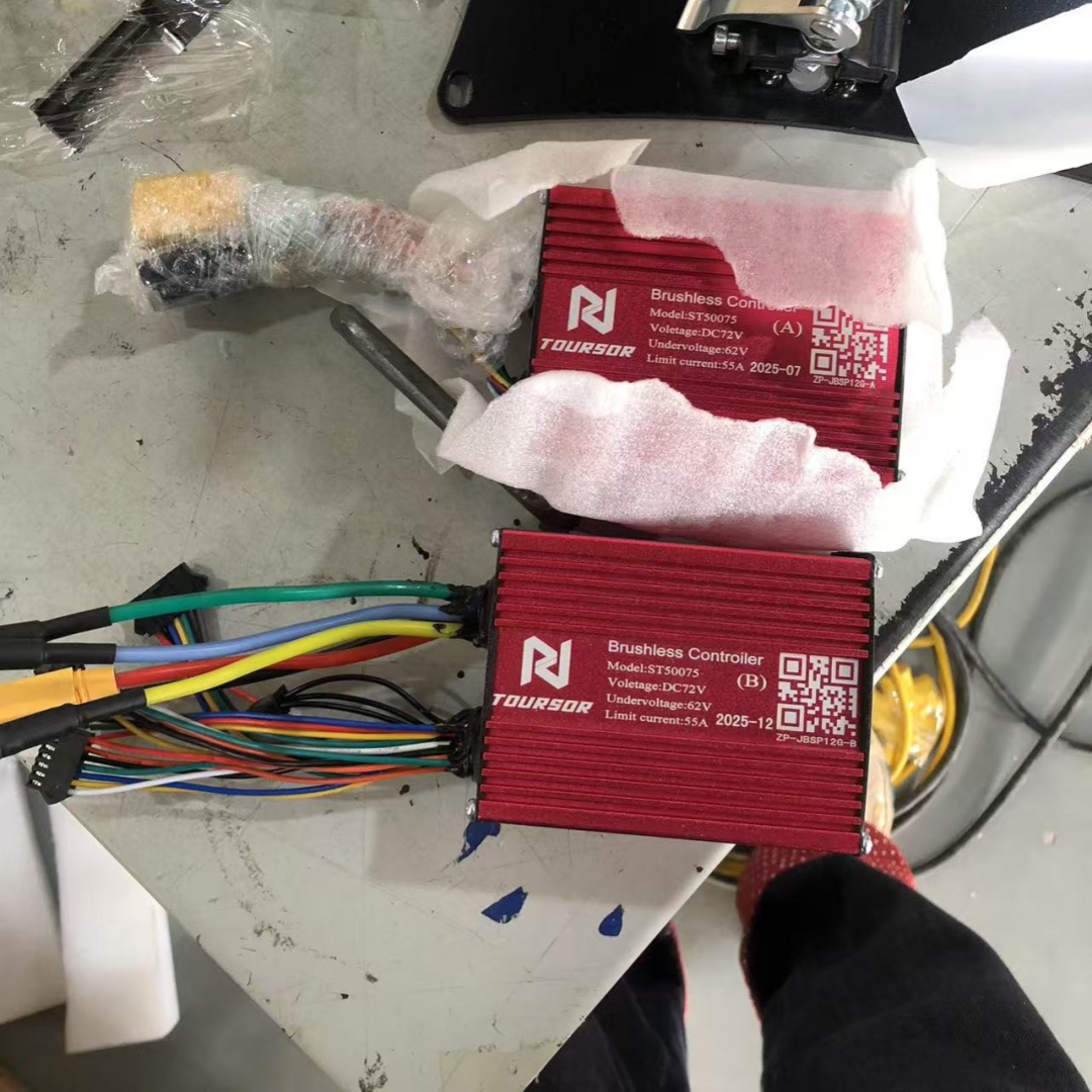 72V 45A Dual Controller - Nova Versão com Display NFC para
